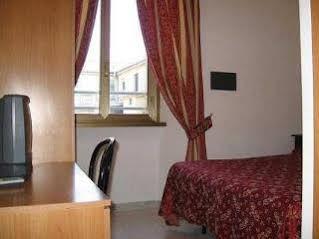 Hotel Euro Quiris Rome Buitenkant foto