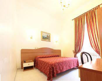 Hotel Euro Quiris Rome Buitenkant foto